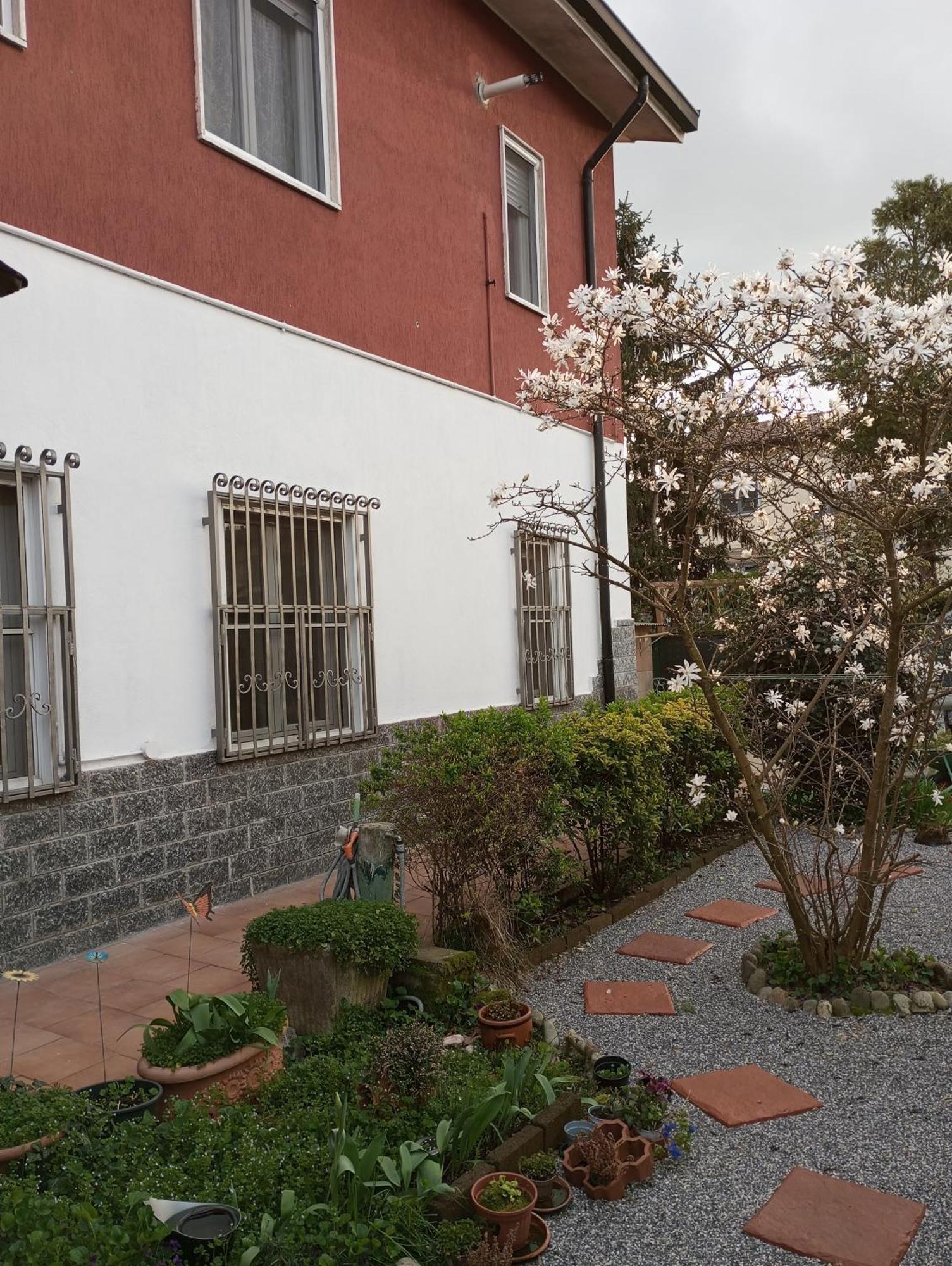 Casa Vacanze Il Fiore Di Loto Zibido San Giacomo Exterior foto